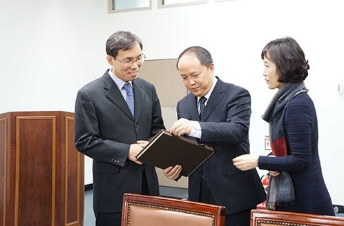 陈力副馆长率团出访日本、韩国